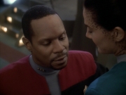Filename=extant_StarTrek_DS9_3x23-FamilyBusiness_00783.jpg
Filesize=139KiB
Dimensions=1200x900
Date added=Sep 07, 2019 extant_StarTrek_DS9_3x23-FamilyBusiness_00783.jpg
