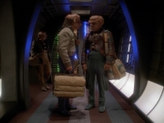 extant_StarTrek_DS9_3x23-FamilyBusiness_00830.jpg