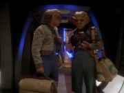 Filename=extant_StarTrek_DS9_3x23-FamilyBusiness_00843.jpg
Filesize=162KiB
Dimensions=1200x900
Date added=Sep 07, 2019 extant_StarTrek_DS9_3x23-FamilyBusiness_00843.jpg
