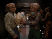 Filename=extant_StarTrek_DS9_3x23-FamilyBusiness_00916.jpg
Filesize=170KiB
Dimensions=1200x900
Date added=Sep 07, 2019 extant_StarTrek_DS9_3x23-FamilyBusiness_00916.jpg