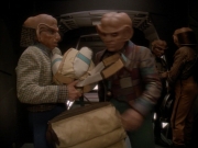 Filename=extant_StarTrek_DS9_3x23-FamilyBusiness_00917.jpg
Filesize=173KiB
Dimensions=1200x900
Date added=Sep 07, 2019 extant_StarTrek_DS9_3x23-FamilyBusiness_00917.jpg