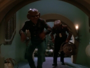Filename=extant_StarTrek_DS9_3x23-FamilyBusiness_00948.jpg
Filesize=155KiB
Dimensions=1200x900
Date added=Sep 07, 2019 extant_StarTrek_DS9_3x23-FamilyBusiness_00948.jpg