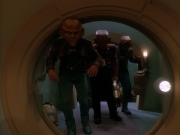 Filename=extant_StarTrek_DS9_3x23-FamilyBusiness_00952.jpg
Filesize=139KiB
Dimensions=1200x900
Date added=Sep 07, 2019 extant_StarTrek_DS9_3x23-FamilyBusiness_00952.jpg