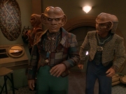 Filename=extant_StarTrek_DS9_3x23-FamilyBusiness_00999.jpg
Filesize=193KiB
Dimensions=1200x900
Date added=Sep 07, 2019 extant_StarTrek_DS9_3x23-FamilyBusiness_00999.jpg