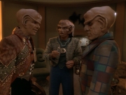 Filename=extant_StarTrek_DS9_3x23-FamilyBusiness_01040.jpg
Filesize=182KiB
Dimensions=1200x900
Date added=Sep 07, 2019 extant_StarTrek_DS9_3x23-FamilyBusiness_01040.jpg