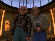 extant_StarTrek_DS9_3x23-FamilyBusiness_01222.jpg