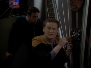 Filename=extant_StarTrek_DS9_3x23-FamilyBusiness_01262.jpg
Filesize=134KiB
Dimensions=1200x900
Date added=Sep 07, 2019 extant_StarTrek_DS9_3x23-FamilyBusiness_01262.jpg