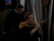 Filename=extant_StarTrek_DS9_3x23-FamilyBusiness_01264.jpg
Filesize=132KiB
Dimensions=1200x900
Date added=Sep 07, 2019 extant_StarTrek_DS9_3x23-FamilyBusiness_01264.jpg