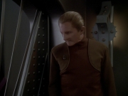 extant_StarTrek_DS9_3x23-FamilyBusiness_01276.jpg