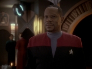 extant_StarTrek_DS9_3x23-FamilyBusiness_01296.jpg