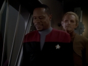 extant_StarTrek_DS9_3x23-FamilyBusiness_01303.jpg