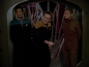 Filename=extant_StarTrek_DS9_3x23-FamilyBusiness_01364.jpg
Filesize=156KiB
Dimensions=1200x900
Date added=Sep 07, 2019 extant_StarTrek_DS9_3x23-FamilyBusiness_01364.jpg