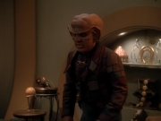 extant_StarTrek_DS9_3x23-FamilyBusiness_01407.jpg