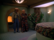 Filename=extant_StarTrek_DS9_3x23-FamilyBusiness_01785.jpg
Filesize=182KiB
Dimensions=1200x900
Date added=Sep 07, 2019 extant_StarTrek_DS9_3x23-FamilyBusiness_01785.jpg