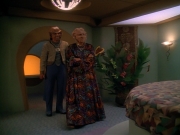 Filename=extant_StarTrek_DS9_3x23-FamilyBusiness_01787.jpg
Filesize=189KiB
Dimensions=1200x900
Date added=Sep 07, 2019 extant_StarTrek_DS9_3x23-FamilyBusiness_01787.jpg