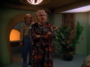 Filename=extant_StarTrek_DS9_3x23-FamilyBusiness_01789.jpg
Filesize=184KiB
Dimensions=1200x900
Date added=Sep 07, 2019 extant_StarTrek_DS9_3x23-FamilyBusiness_01789.jpg