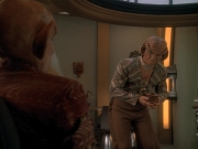 extant_StarTrek_DS9_3x23-FamilyBusiness_02292.jpg