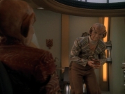 extant_StarTrek_DS9_3x23-FamilyBusiness_02293.jpg
