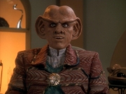 extant_StarTrek_DS9_3x23-FamilyBusiness_02295.jpg