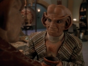 extant_StarTrek_DS9_3x23-FamilyBusiness_02313.jpg