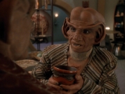 extant_StarTrek_DS9_3x23-FamilyBusiness_02319.jpg