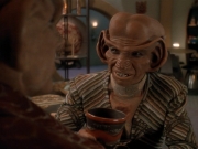 extant_StarTrek_DS9_3x23-FamilyBusiness_02327.jpg