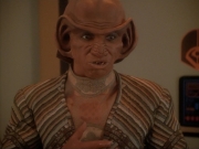 extant_StarTrek_DS9_3x23-FamilyBusiness_02843.jpg