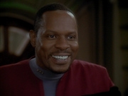 extant_StarTrek_DS9_3x23-FamilyBusiness_03469.jpg