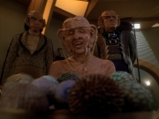 Filename=extant_StarTrek_DS9_3x23-FamilyBusiness_03541.jpg
Filesize=175KiB
Dimensions=1200x900
Date added=Sep 07, 2019 extant_StarTrek_DS9_3x23-FamilyBusiness_03541.jpg