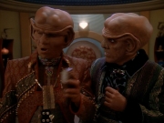 Filename=extant_StarTrek_DS9_3x23-FamilyBusiness_03565.jpg
Filesize=200KiB
Dimensions=1200x900
Date added=Sep 07, 2019 extant_StarTrek_DS9_3x23-FamilyBusiness_03565.jpg