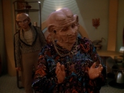 extant_StarTrek_DS9_3x23-FamilyBusiness_03650.jpg