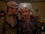Filename=extant_StarTrek_DS9_3x23-FamilyBusiness_03697.jpg
Filesize=215KiB
Dimensions=1200x900
Date added=Sep 07, 2019 extant_StarTrek_DS9_3x23-FamilyBusiness_03697.jpg