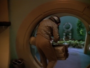 Filename=extant_StarTrek_DS9_3x23-FamilyBusiness_03750.jpg
Filesize=169KiB
Dimensions=1200x900
Date added=Sep 07, 2019 extant_StarTrek_DS9_3x23-FamilyBusiness_03750.jpg