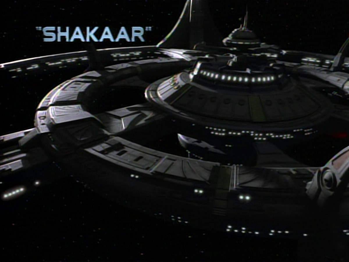 extant_StarTrek_DS9_3x24-Shakaar_00361.jpg