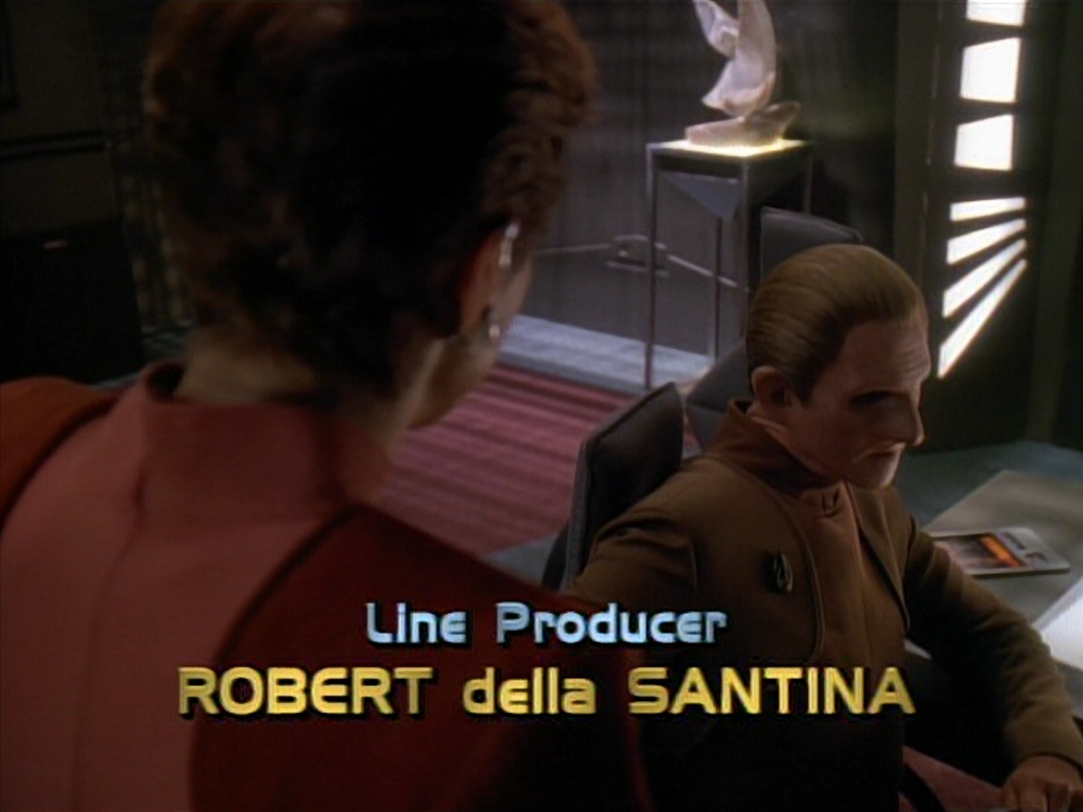extant_StarTrek_DS9_3x24-Shakaar_00420.jpg