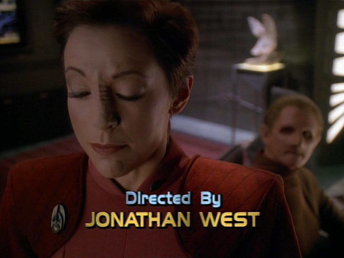 extant_StarTrek_DS9_3x24-Shakaar_00473.jpg