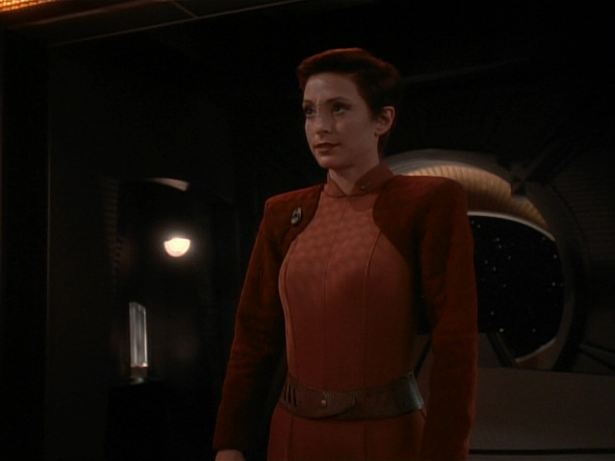 extant_StarTrek_DS9_3x24-Shakaar_00640.jpg