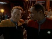 Filename=extant_StarTrek_DS9_3x24-Shakaar_00044.jpg
Filesize=157KiB
Dimensions=1200x900
Date added=Sep 09, 2019 extant_StarTrek_DS9_3x24-Shakaar_00044.jpg