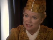 extant_StarTrek_DS9_3x24-Shakaar_00872.jpg