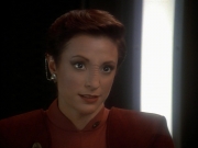 extant_StarTrek_DS9_3x24-Shakaar_00890.jpg