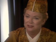 extant_StarTrek_DS9_3x24-Shakaar_00901.jpg