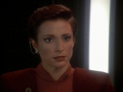 extant_StarTrek_DS9_3x24-Shakaar_00905.jpg