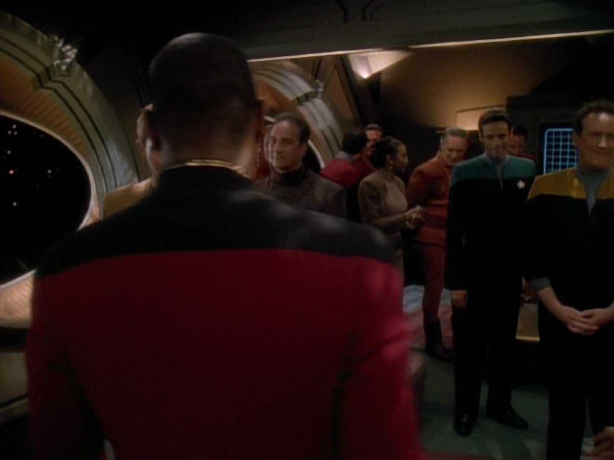 extant_StarTrek_DS9_3x26-TheAdversary_00083.jpg
