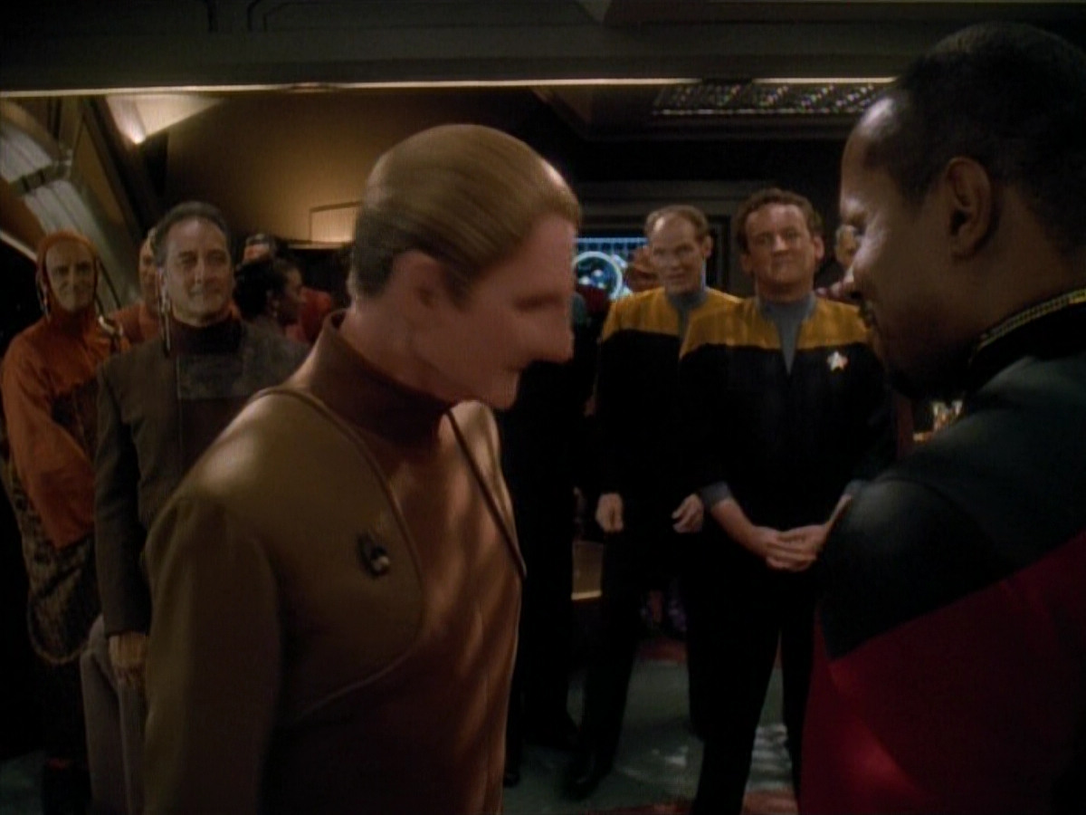 extant_StarTrek_DS9_3x26-TheAdversary_00097.jpg