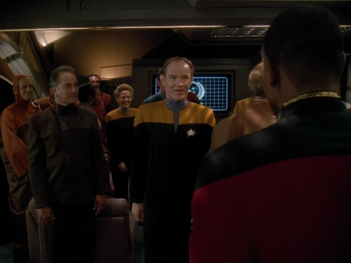 extant_StarTrek_DS9_3x26-TheAdversary_00099.jpg