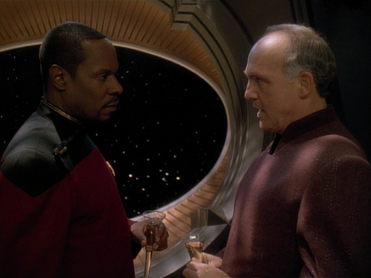 extant_StarTrek_DS9_3x26-TheAdversary_00183.jpg