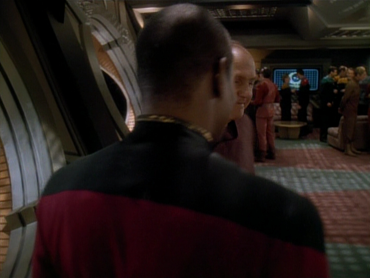 extant_StarTrek_DS9_3x26-TheAdversary_00248.jpg