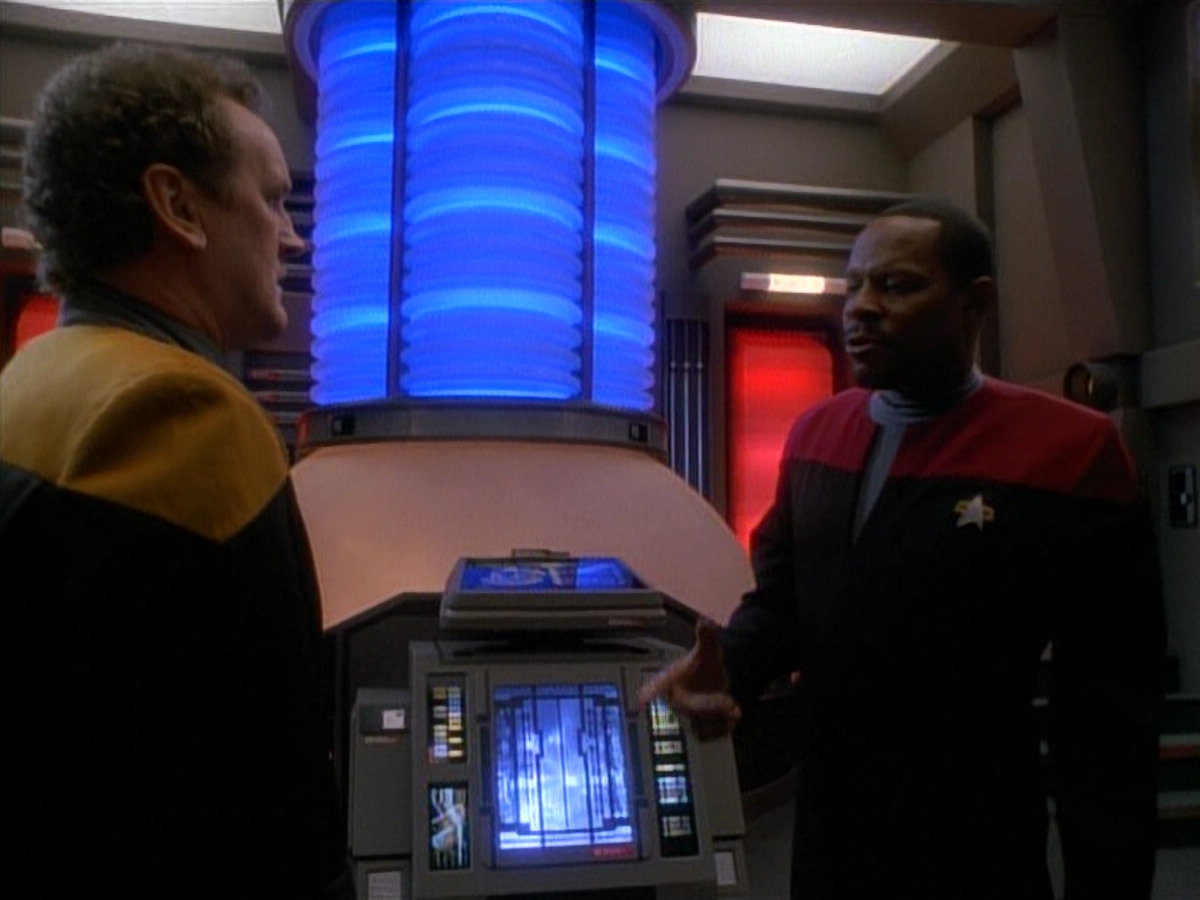 extant_StarTrek_DS9_3x26-TheAdversary_00310.jpg