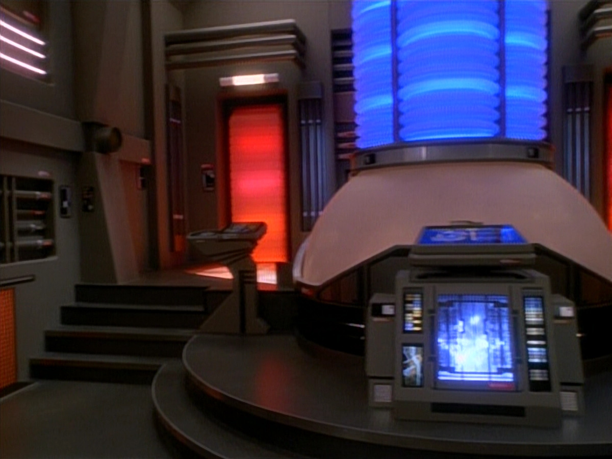 extant_StarTrek_DS9_3x26-TheAdversary_00366.jpg