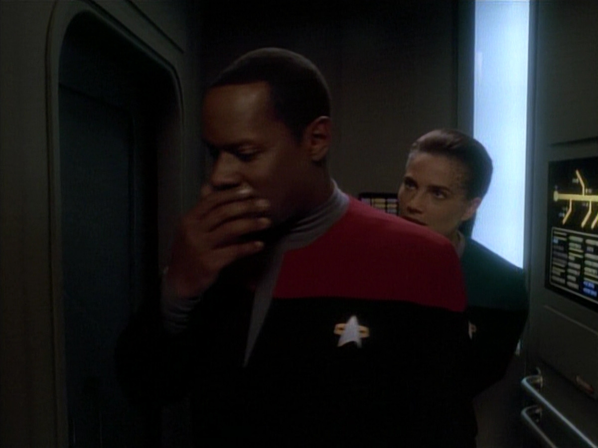 extant_StarTrek_DS9_3x26-TheAdversary_00597.jpg